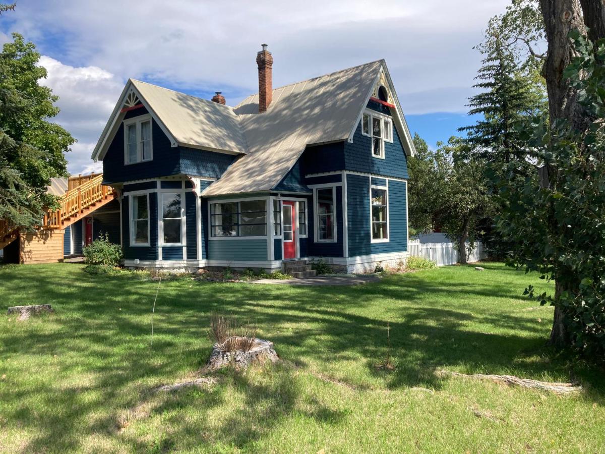 Victorian Guest Getaway-20Mins To Glacier National Park-10Mins To Airport! Колумбія-Фоллс Екстер'єр фото