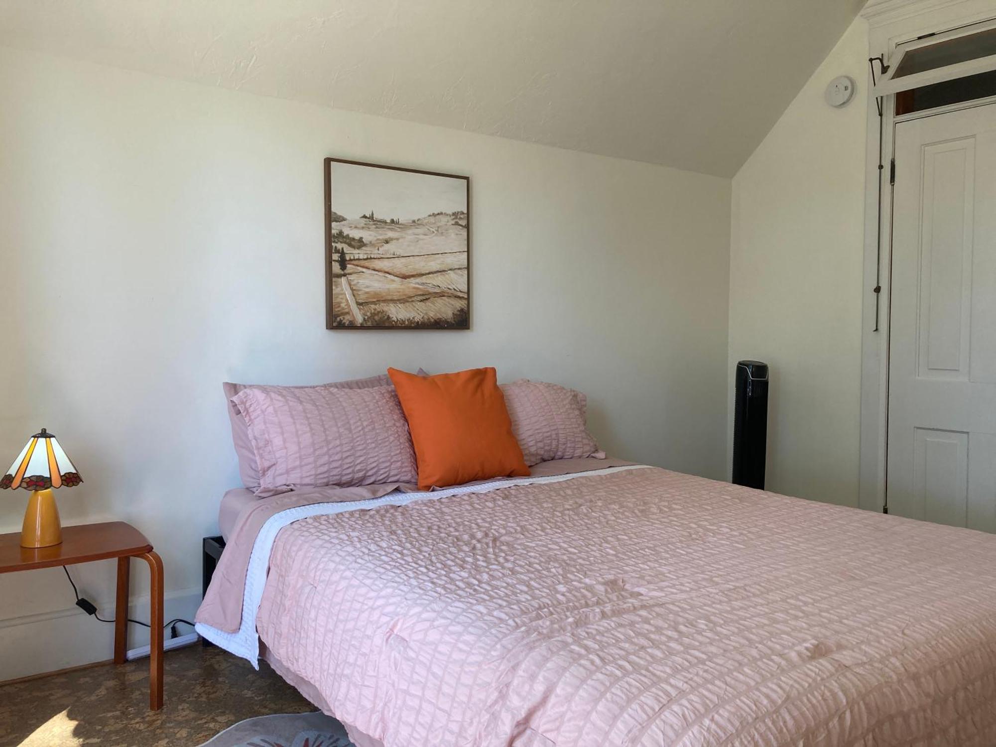 Victorian Guest Getaway-20Mins To Glacier National Park-10Mins To Airport! Колумбія-Фоллс Екстер'єр фото