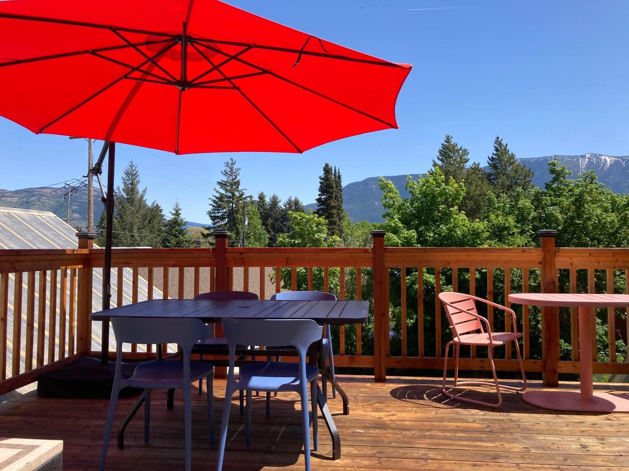 Victorian Guest Getaway-20Mins To Glacier National Park-10Mins To Airport! Колумбія-Фоллс Екстер'єр фото
