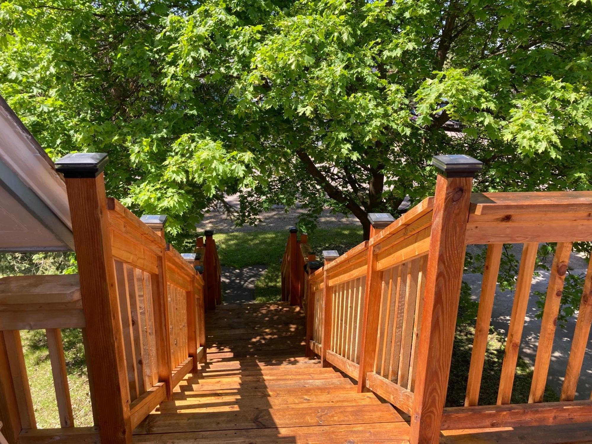 Victorian Guest Getaway-20Mins To Glacier National Park-10Mins To Airport! Колумбія-Фоллс Екстер'єр фото